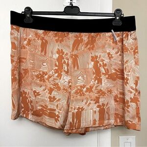 New Open Edit Pull On Orange White Shorts 2X